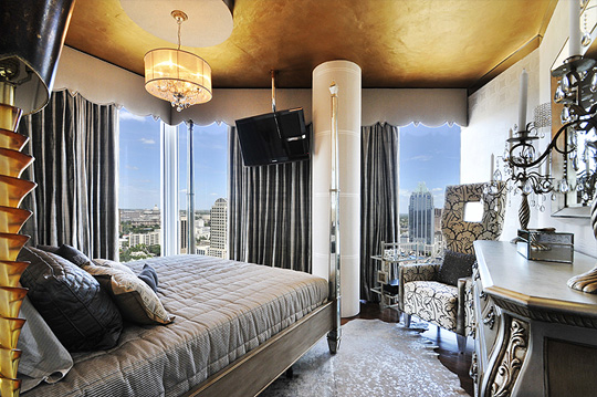 Hollywood Highrise